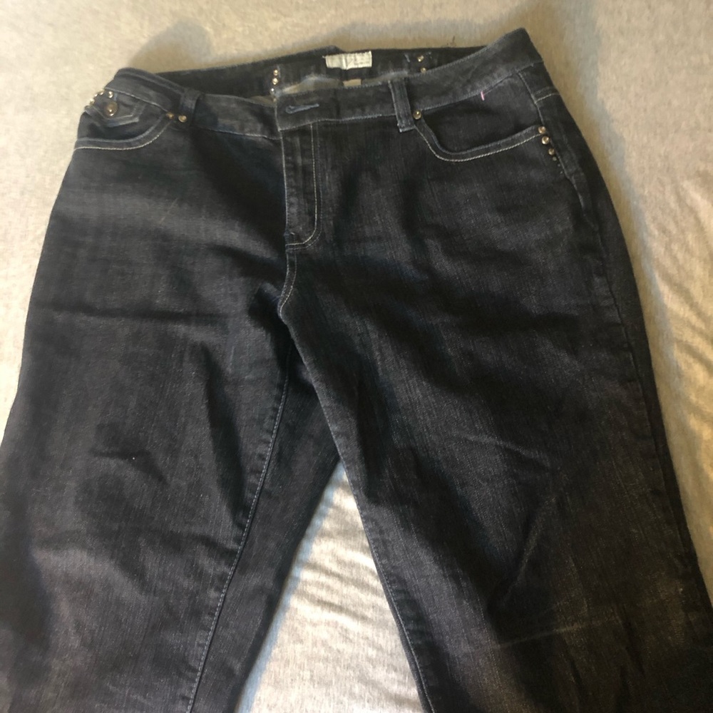 Cropped Bermuda  jean shorts